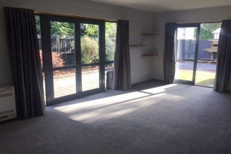 Photo of property in 86a Petrie Street, Richmond, Christchurch, 8013