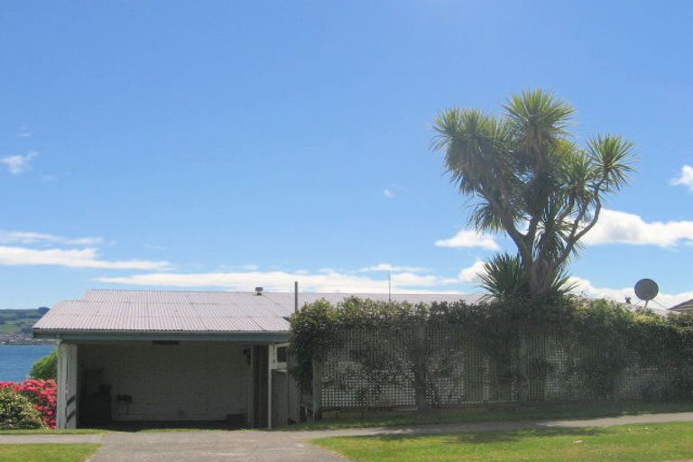 Photo of property in 35 Rainbow Drive, Rainbow Point, Taupo, 3330