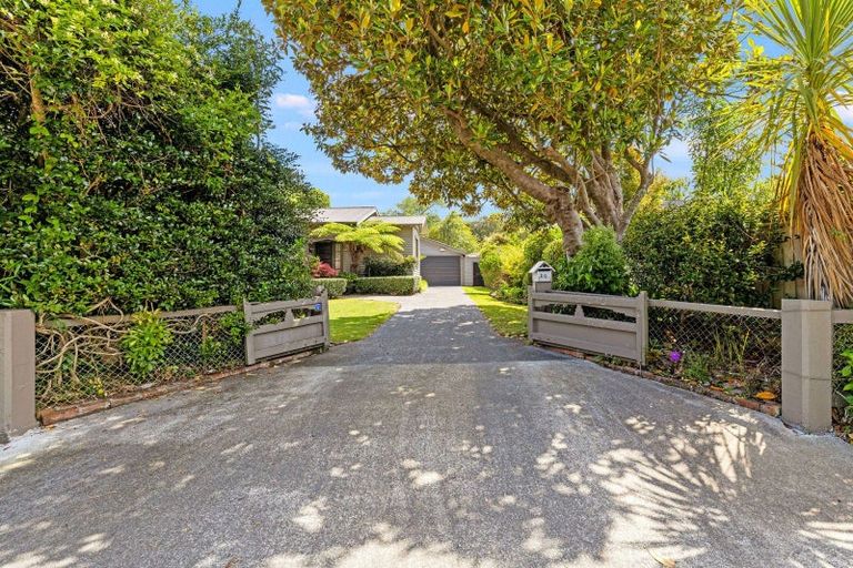 Photo of property in 26 Wanganui Road, Marton, 4710