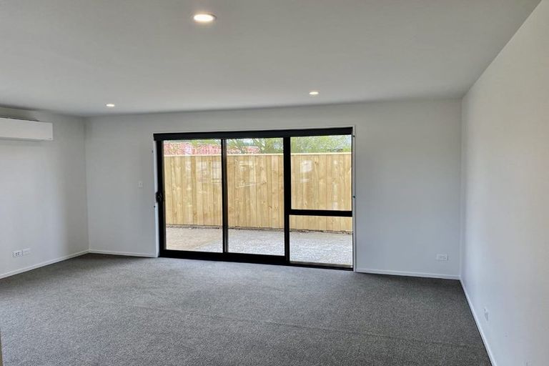 Photo of property in 22 Eileen Way, Rolleston, 7615