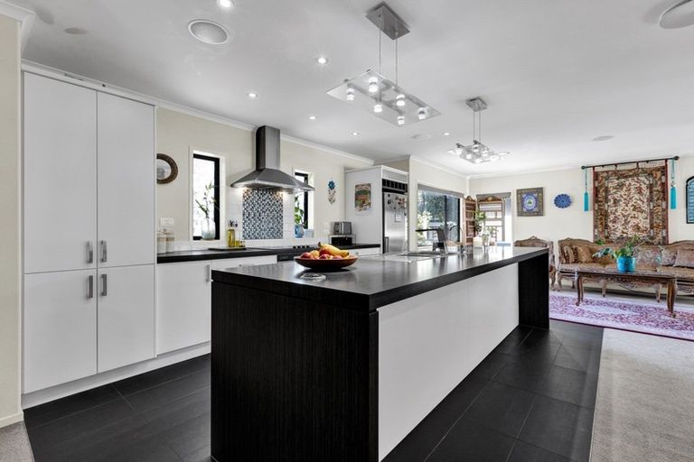 Photo of property in 57 Ainslee Street, Highlands Park, New Plymouth, 4312