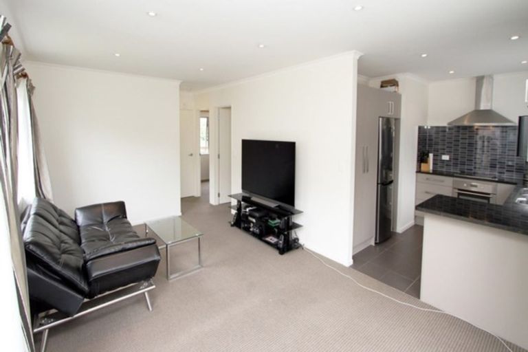 Photo of property in 22 Glennandrew Drive, Half Moon Bay, Auckland, 2012