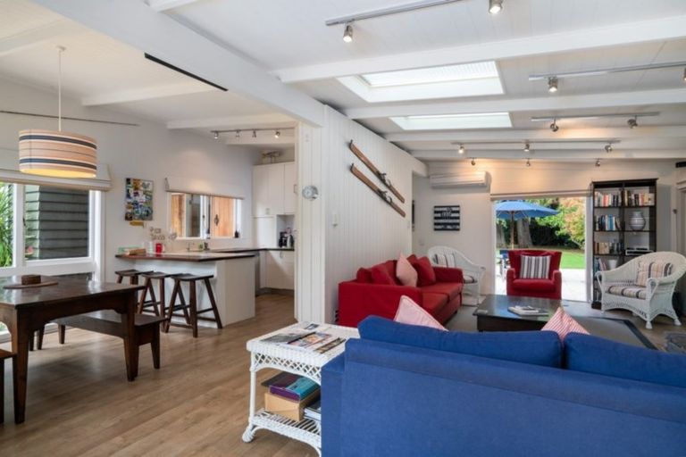 Photo of property in 21 Oregon Drive, Rainbow Point, Taupo, 3330