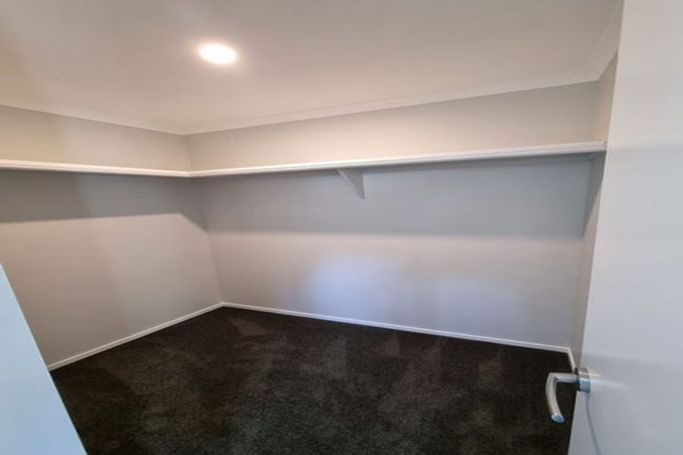 Photo of property in 62 Hokioi Drive, Kenepuru, Porirua, 5022