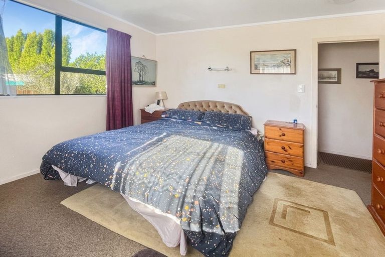 Photo of property in 11b Langton Road, Stanmore Bay, Whangaparaoa, 0932