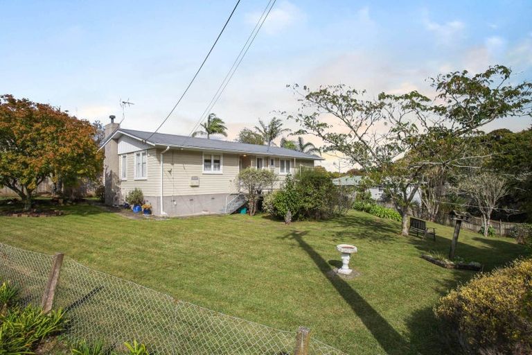 Photo of property in 70 Lake Road, Northcote, Auckland, 0627