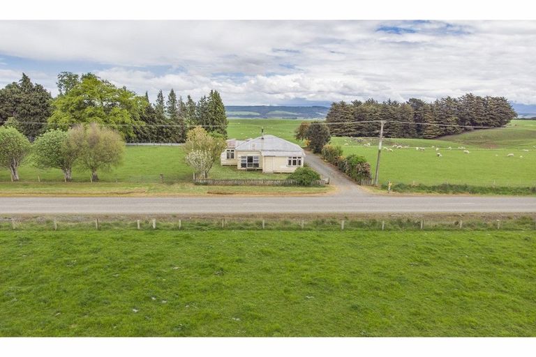 Photo of property in 55 Otahu-eastern Bush Road, Eastern Bush, Otautau, 9682