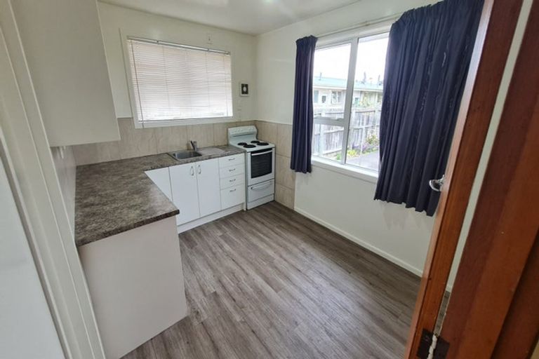 Photo of property in 3/16 Division Street, Riccarton, Christchurch, 8041