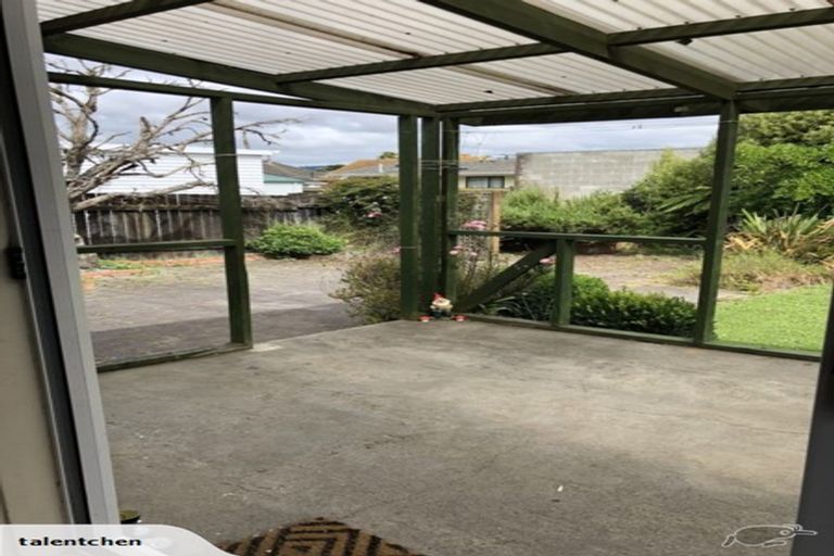 Photo of property in 17 Bauchop Road, Waterloo, Lower Hutt, 5011