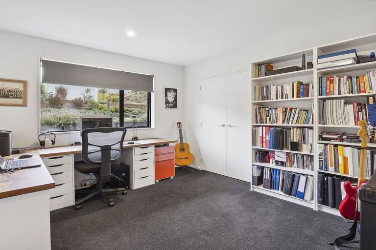 Photo of property in 20 Mallard Drive, Waihola, Outram, 9073