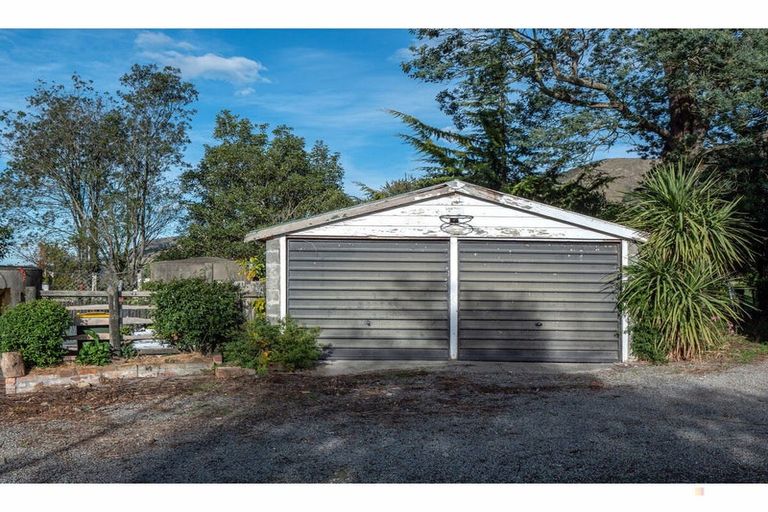 Photo of property in 176 Point Bush Road, Waimate, 7979