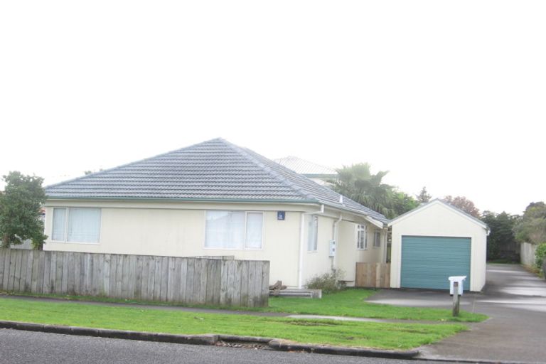 Photo of property in 2/11 Marr Road, Manurewa, Auckland, 2102