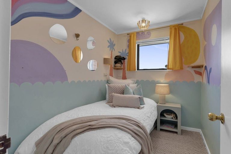 Photo of property in 8 Taipari Avenue, Raglan, 3225