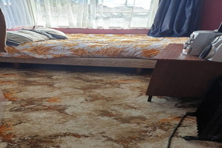 Photo of property in 2 Elizabeth Street, Patea, 4520