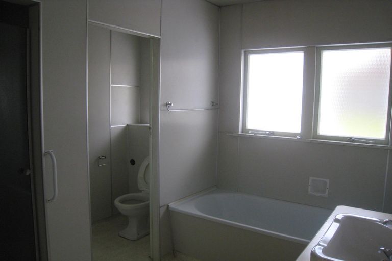 Photo of property in 14 Irvine Street, Highfield, Timaru, 7910