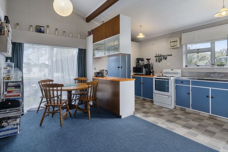 Photo of property in 53 John F Kennedy Drive, Milson, Palmerston North, 4414