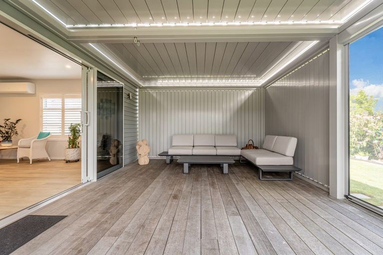 Photo of property in 8 Onerere Drive, Whitianga, 3510