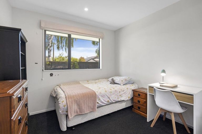 Photo of property in 82 Condell Avenue, Papanui, Christchurch, 8053