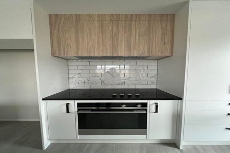 Photo of property in 9 Kikorangi Way, Paraparaumu, 5032