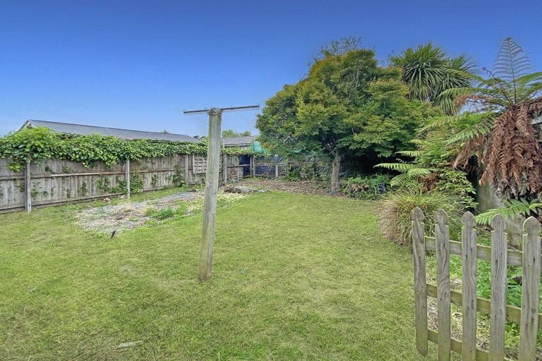 Photo of property in 18 Renfrew Street, Upper Riccarton, Christchurch, 8041