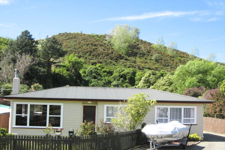 Photo of property in 2/10 Cawthron Crescent, Annesbrook, Nelson, 7011