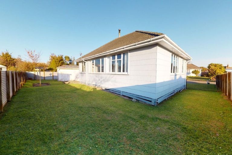 Photo of property in 4a Warwick Place, Awapuni, Palmerston North, 4412