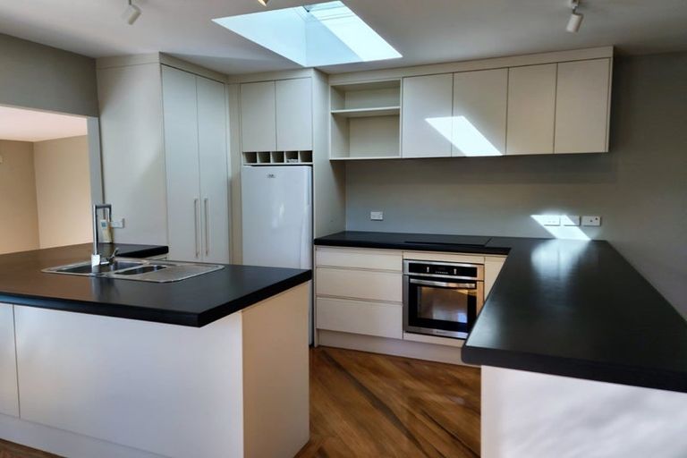 Photo of property in 3 Arden Way, Wilton, Wellington, 6012