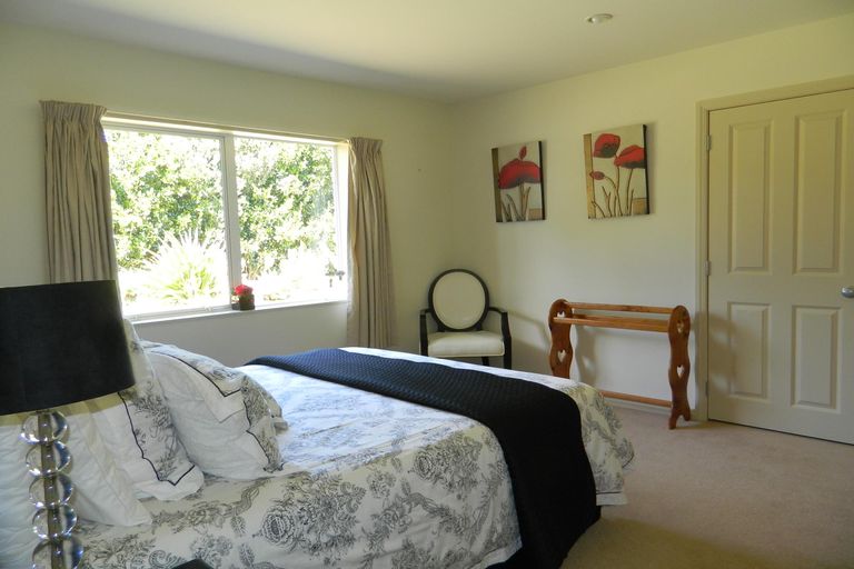 Photo of property in 32 Blue Marlin Drive, Kerikeri, 0230