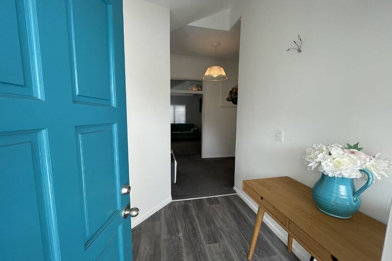 Photo of property in 74 Abilene Crescent, Churton Park, Wellington, 6037