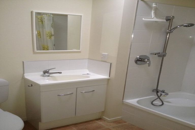 Photo of property in 5 Stableford Drive, Pyes Pa, Tauranga, 3112