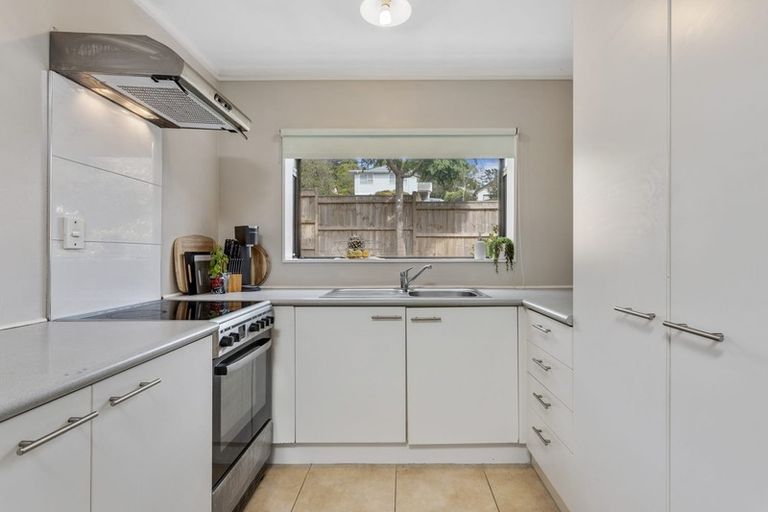 Photo of property in 1/181 Manuka Road, Bayview, Auckland, 0629
