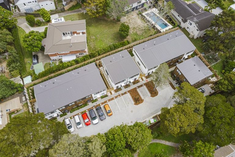 Photo of property in 6/63 Hillcrest Avenue, Hillcrest, Auckland, 0627