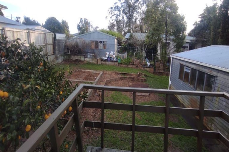 Photo of property in 14 Tampin Road, Hillpark, Auckland, 2102