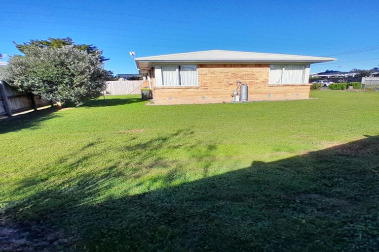 Photo of property in 24 Nevada Road, Silverdale, Hamilton, 3216