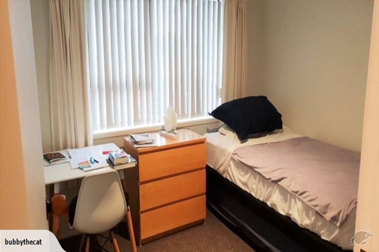 Photo of property in 2/226 Centreway Road, Orewa, 0931