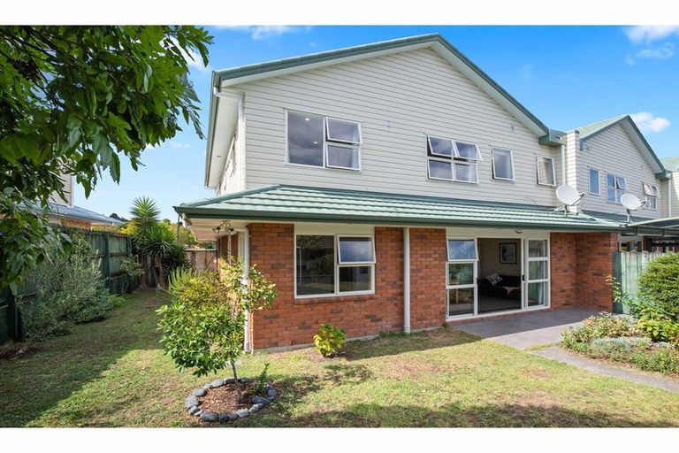 Photo of property in 20 Lime Crescent, Papakura, 2110