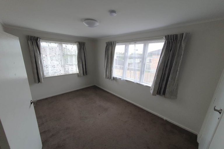 Photo of property in 12 Dreadon Avenue, Papatoetoe, Auckland, 2025