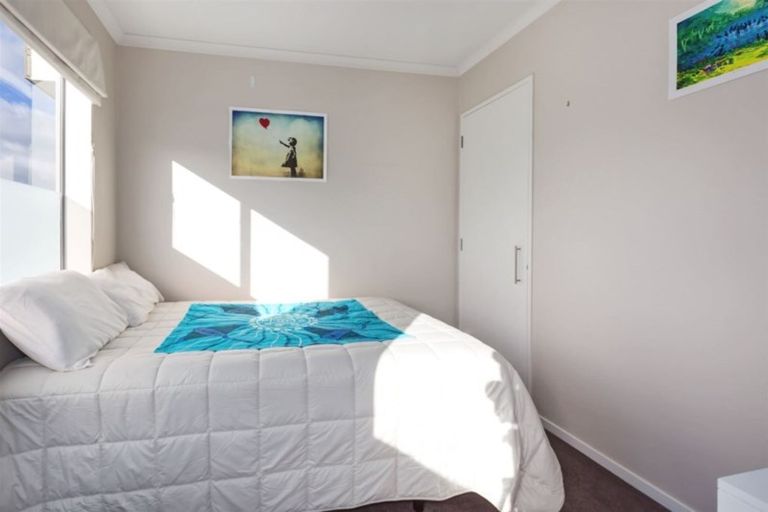 Photo of property in 25a Lambley Road, Titahi Bay, Porirua, 5022