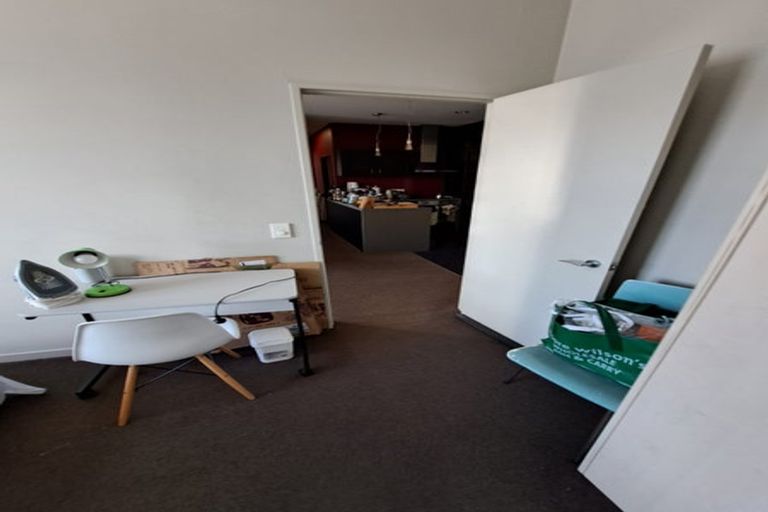 Photo of property in City Lodge, 501/115 Vivian Street, Te Aro, Wellington, 6011