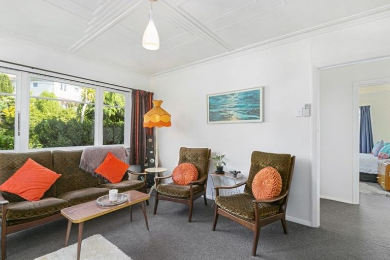 Photo of property in 69 Glenpark Avenue, Mornington, Dunedin, 9011