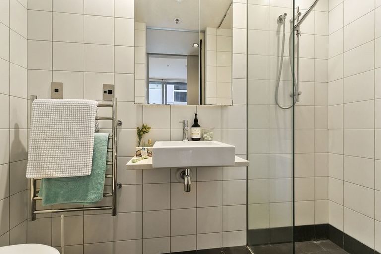 Photo of property in The Wellington Suites, 383/233 Cuba Street, Te Aro, Wellington, 6011