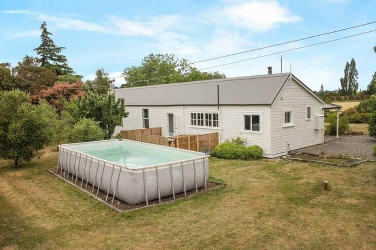 Photo of property in 31 Otawa Drive, West Taratahi, Masterton, 5887