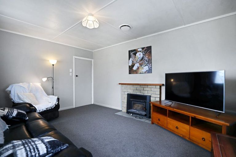 Photo of property in 6 Collins Street, Netherby, Ashburton, 7700
