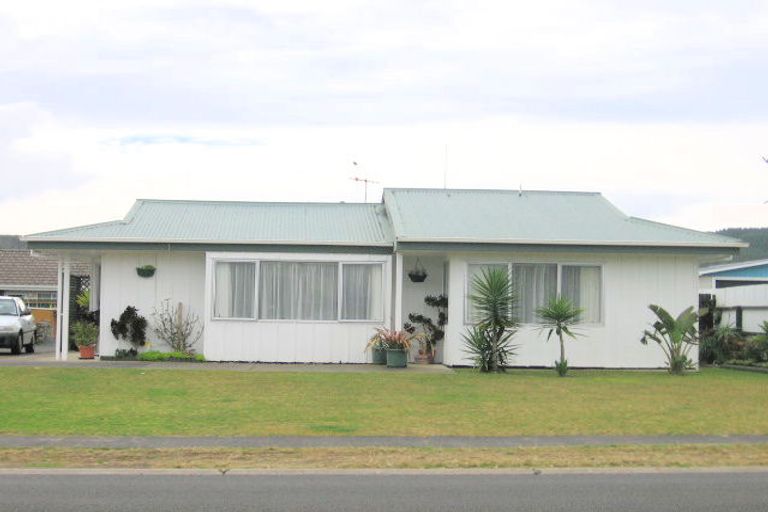 Photo of property in 222 Chartwell Avenue, Whangamata, 3620