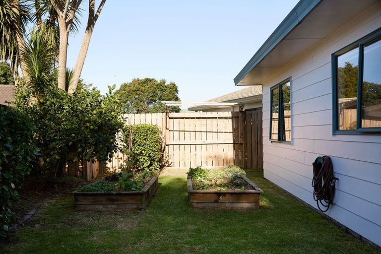 Photo of property in 93 Romana Crescent, Papamoa Beach, Papamoa, 3118