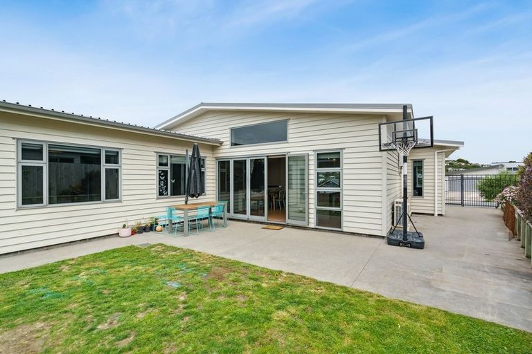 Photo of property in 38 Mo Street, Camborne, Porirua, 5026
