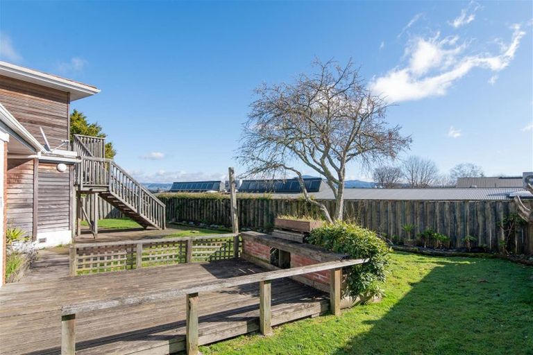 Photo of property in 3 Walnut Place, Owhata, Rotorua, 3010