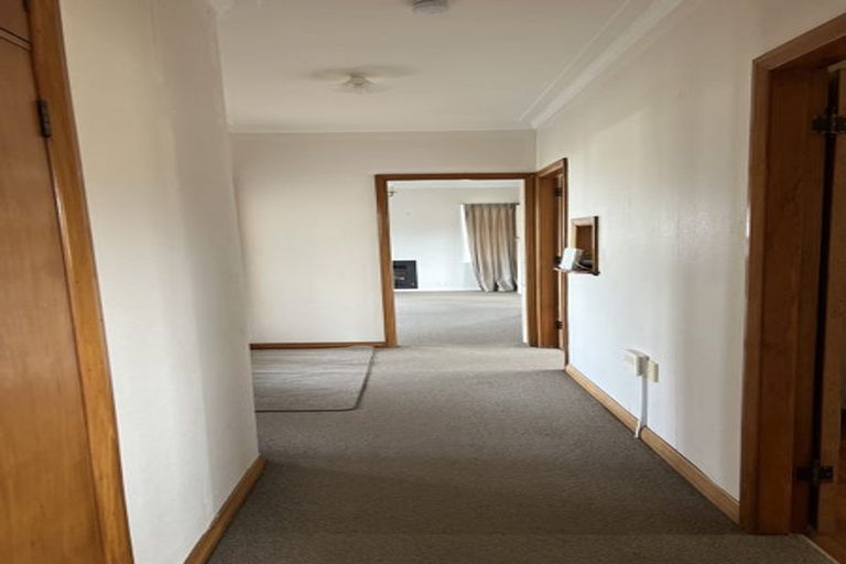 Photo of property in 19 Brocas Avenue, Hillcrest, Hamilton, 3216