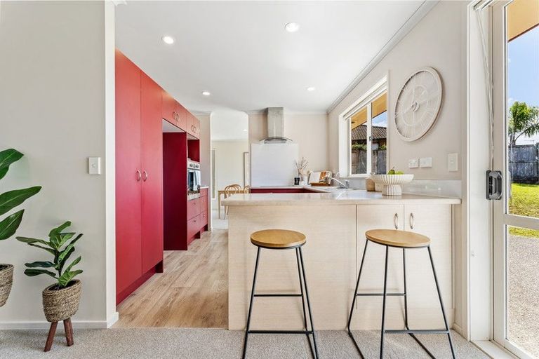 Photo of property in 44 Alec Craig Way, Gulf Harbour, Whangaparaoa, 0930