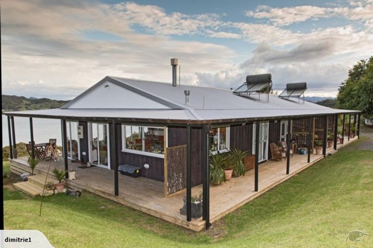 Photo of property in 6 Marriner Street, Kohukohu, 0491